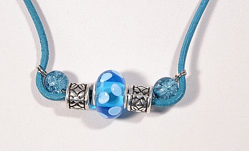 Kitti nyaklánc, kék - 1500 Ft